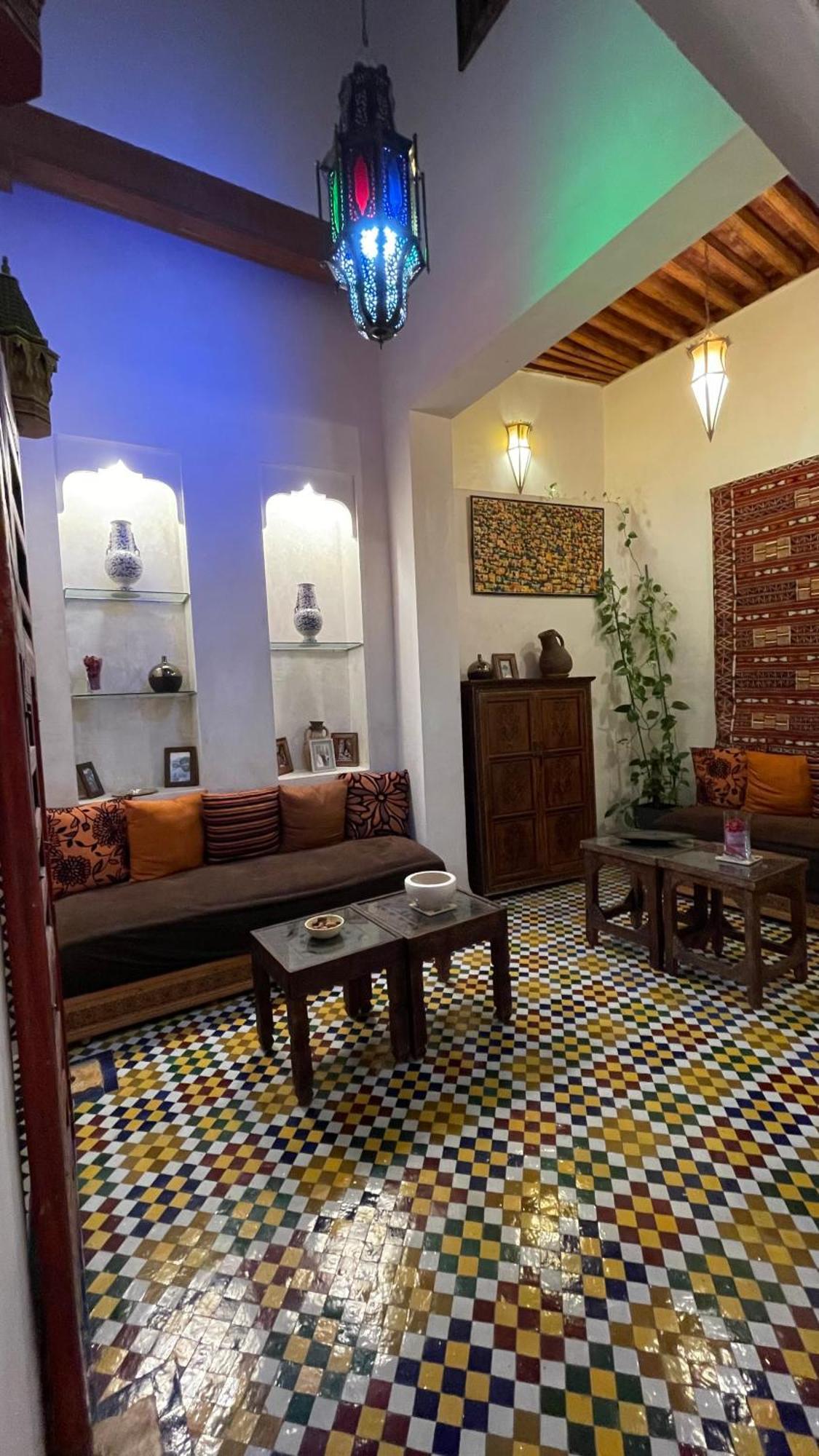 Dar Seffah Au Coeur De La Medina Villa Fes Exterior photo